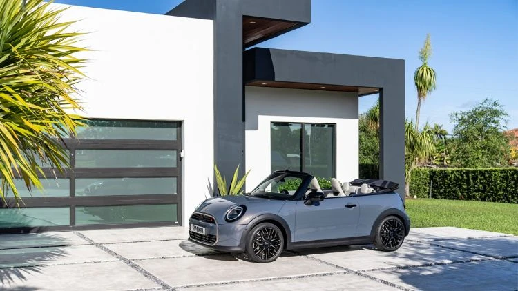 MINI Cooper Cabrio