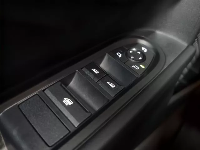 MINI Cooper Cabrio C 120 kW (163 CV)