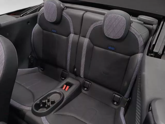 MINI Cooper Cabrio C 120 kW (163 CV)