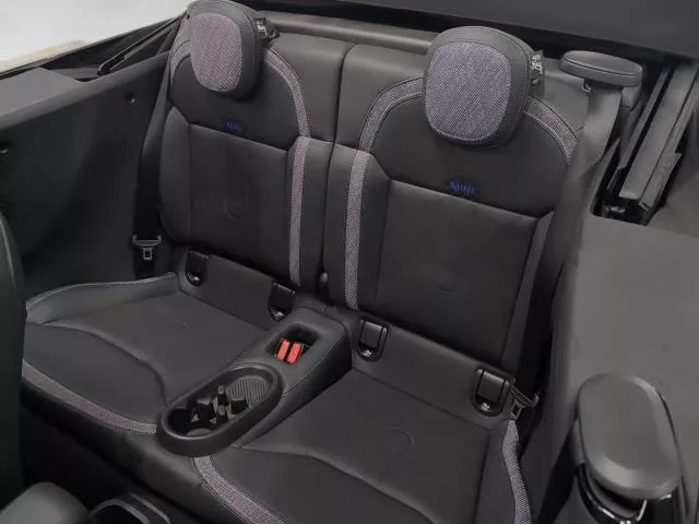MINI Cooper Cabrio C 120 kW (163 CV)