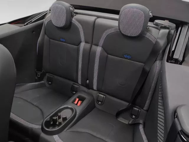 MINI Cooper Cabrio C 120 kW (163 CV)