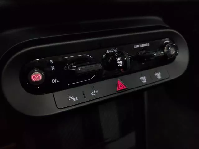 MINI Cooper Cabrio C 120 kW (163 CV)