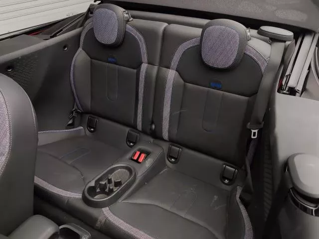 MINI Cooper Cabrio C 120 kW (163 CV)