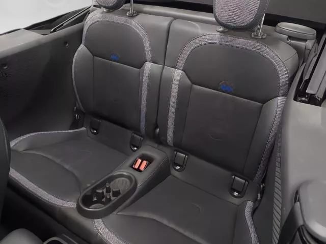 MINI Cooper Cabrio C 120 kW (163 CV)