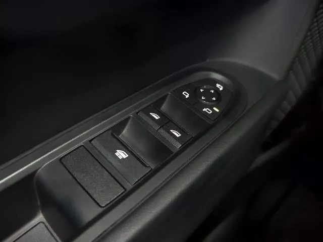 MINI Cooper Cabrio C 120 kW (163 CV)
