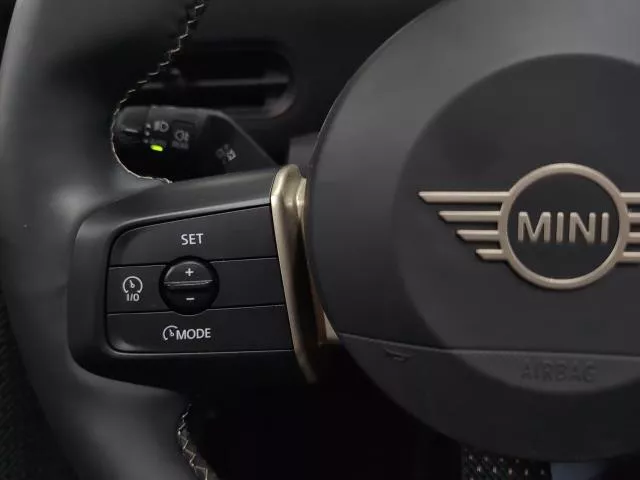 MINI Cooper Cabrio C 120 kW (163 CV)