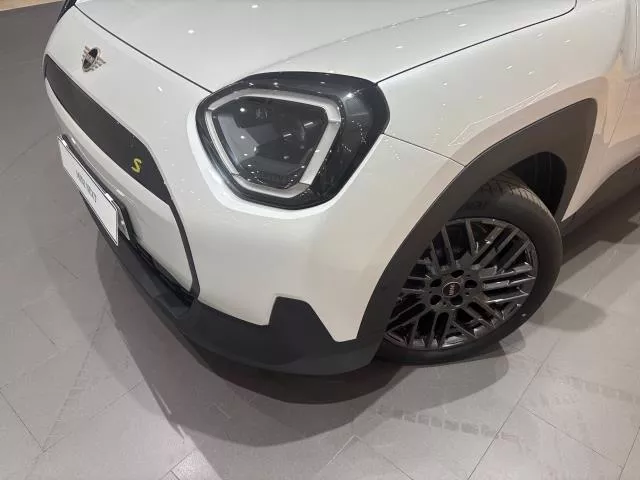MINI Aceman SE 160 kW (218 CV)