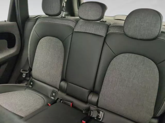 MINI Countryman Cooper D 110 kW (150 CV)