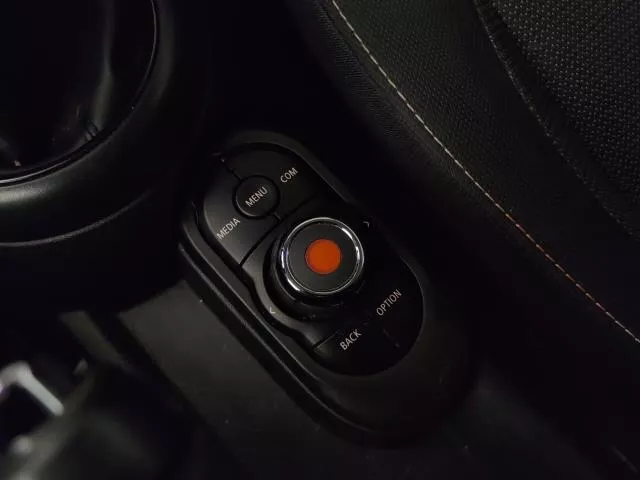 MINI Cooper D 85 kW (116 CV)