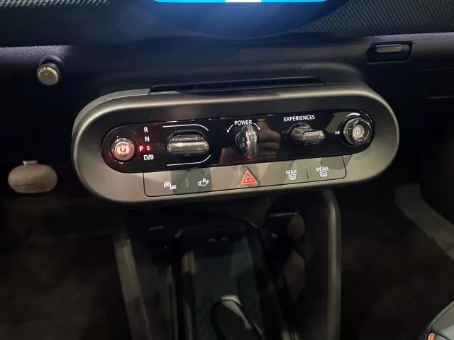 MINI Aceman SE 160 kW (218 CV)