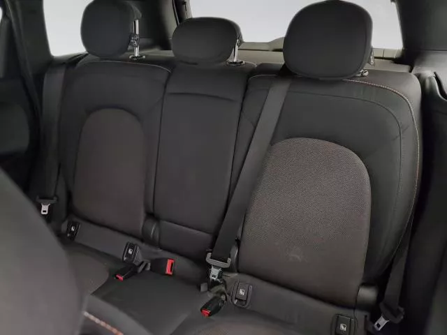 MINI Countryman One D 85 kW (116 CV)