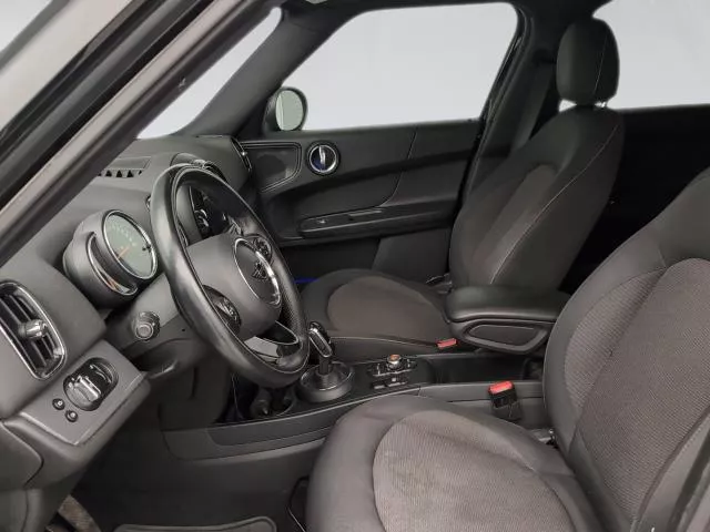 MINI Countryman One D 85 kW (116 CV)