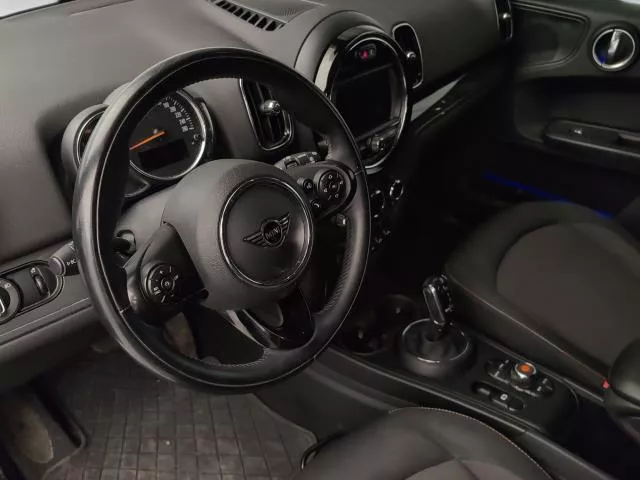MINI Countryman One D 85 kW (116 CV)