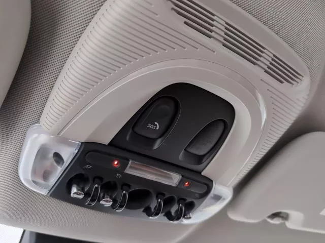 MINI Countryman Cooper 100 kW (136 CV)