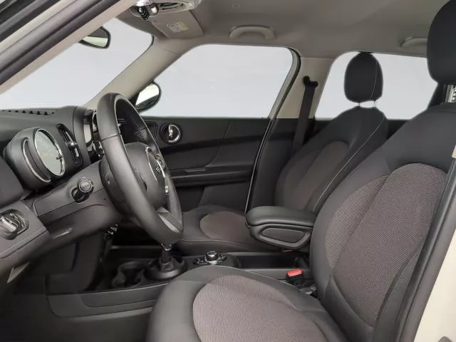 MINI Countryman Cooper 100 kW (136 CV)